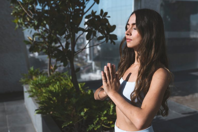 How to practice being mindful